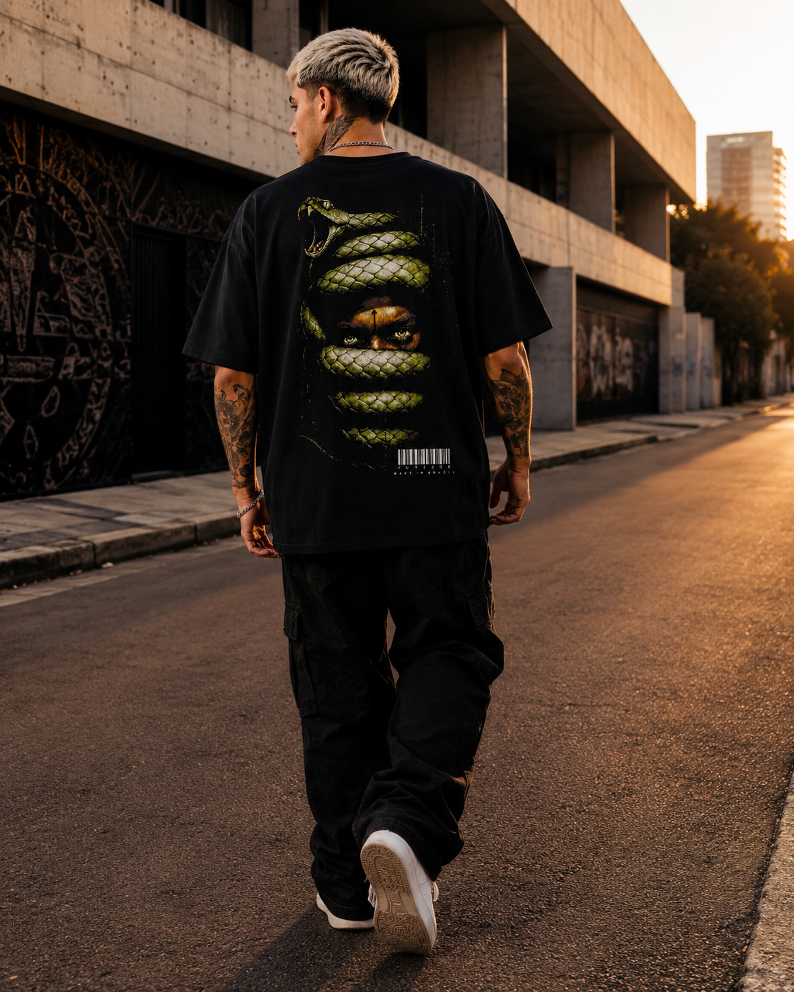 Camiseta Oversized Sneak